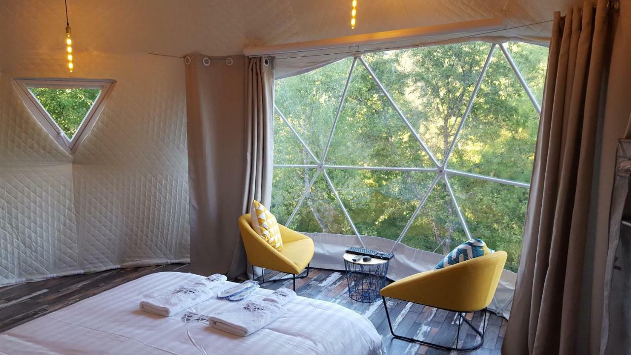 Отель Glamping Georgia Krikhi Амбролаури Экстерьер фото